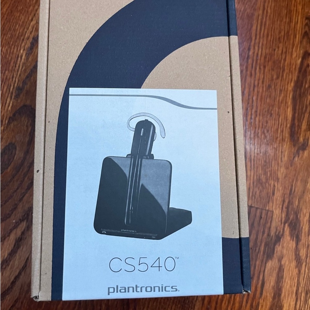 Poly CS540 Wireless DECT Headset - Picture 5 of 6